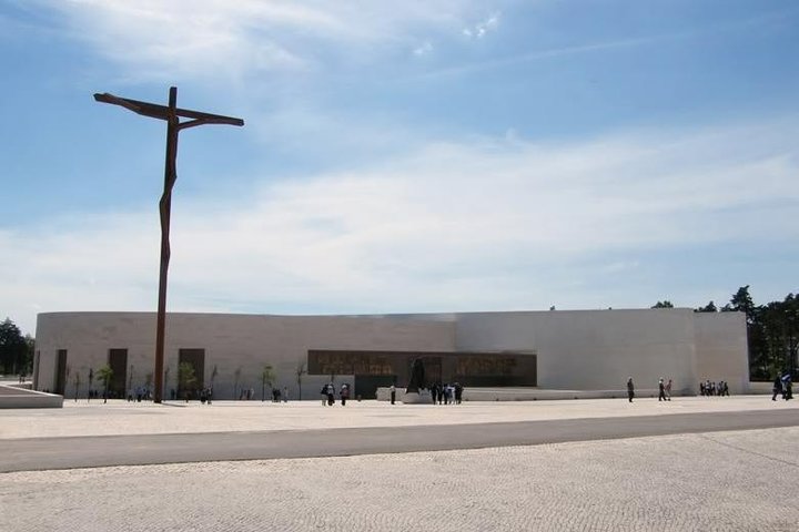 Private tour to Fatima from Lisbon Half Day  - Image 5