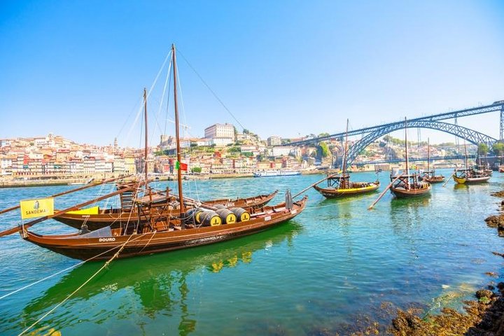 Private Tour to History of Porto & Porto Calem Cellars & Wine Tasting - Image 4