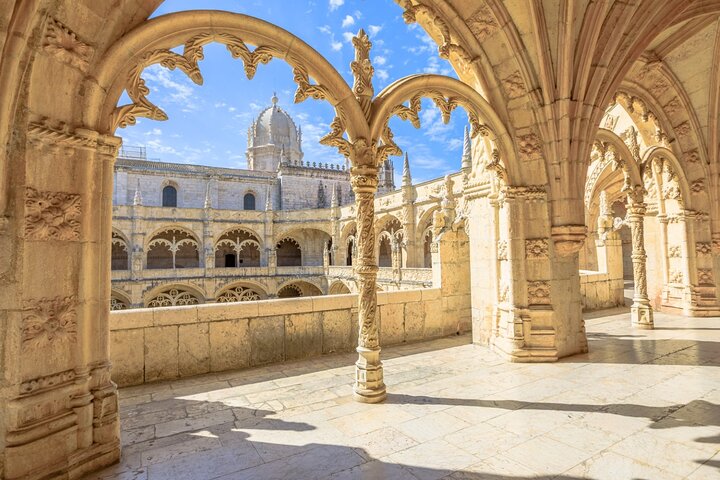 Private Tour to Lisbon - Image 5