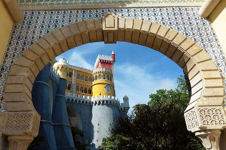 Private Tour to Mystical and Exuberant Sintra from Lisbon - Image 4