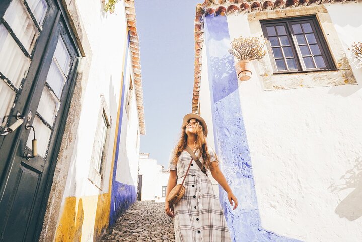 Private Tour to Óbidos - Image 3