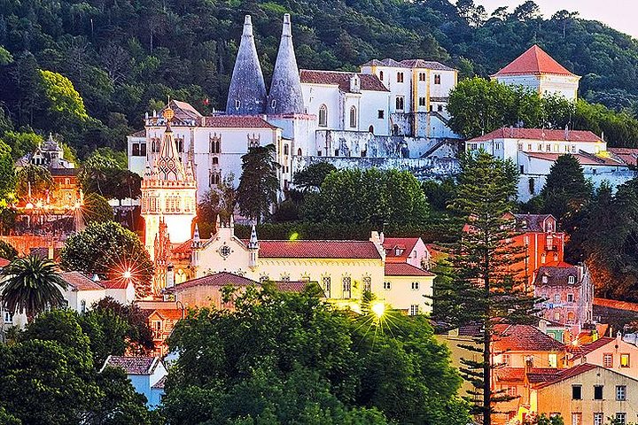 Private Tour to Sintra and Cascais Full Day - Image 4
