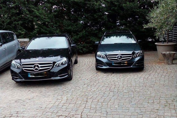 Private Transfer Lisbon-Porto with visits - Image 2