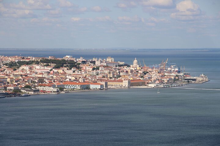 Private Visit to Christ Statue and Lisbon's Belém Monuments - Image 3
