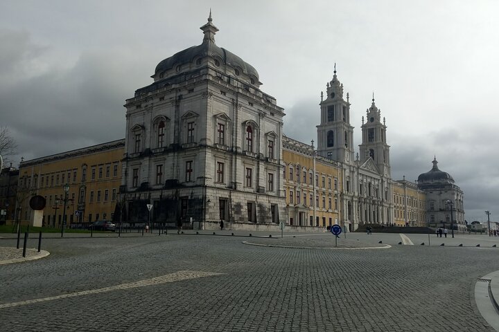 Queluz , Mafra , Sobreiro OR Ericeira - Image 4