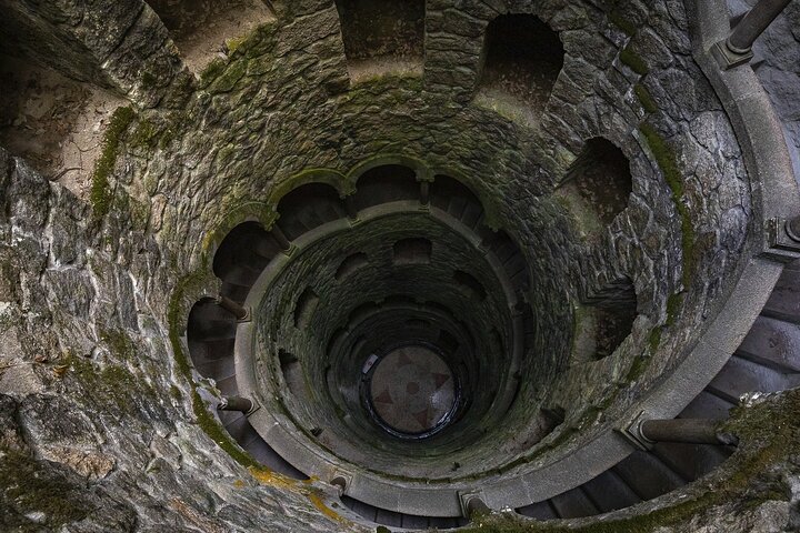Romantic Sintra, Cabo da Roca and Charming Cascais full day Private Tour - Image 4