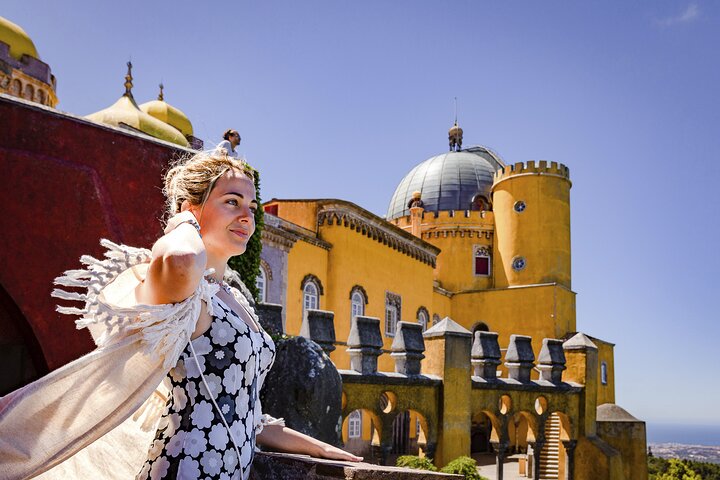 Romantic Sintra, Cabo da Roca and Charming Cascais full day Private Tour - Image 2