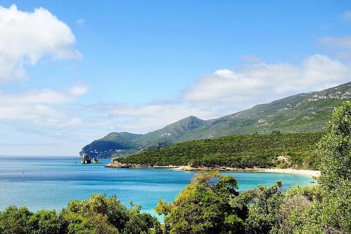 Safe Private Tour - Arrábida sightseeing - Image 1