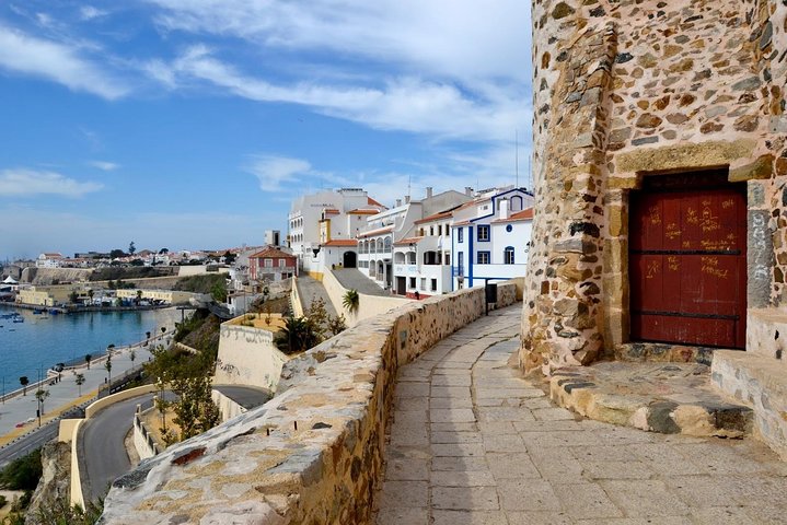 Sines City the birthplace of Vasco Da Gama - Alcacer and Santiago do Cacem  - Image 4