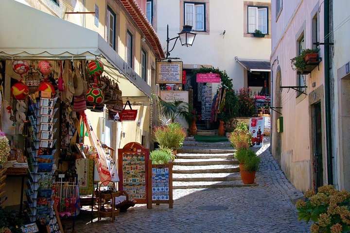 Sintra and Cabo da Roca Half Day Private Tour from Lisbon - Image 4