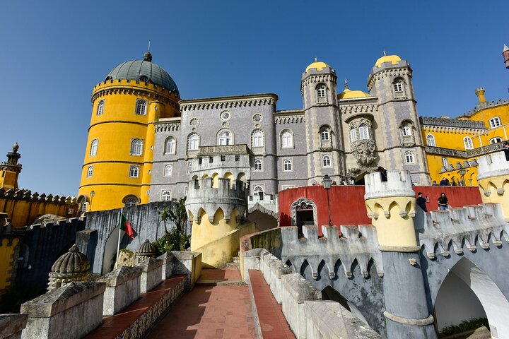 Sintra and Cascais Full Day Private Tour from Lisbon  - Image 4