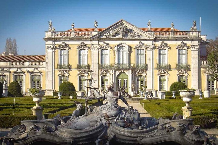 Sintra and Cascais Half Day Trip from Lisbon in Private Vehicle - Image 4