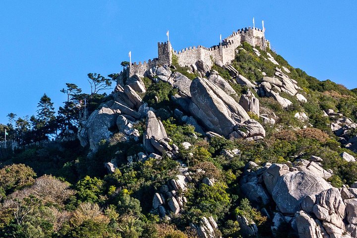 Sintra and Cascais Half Day Trip from Lisbon in Private Vehicle - Image 5