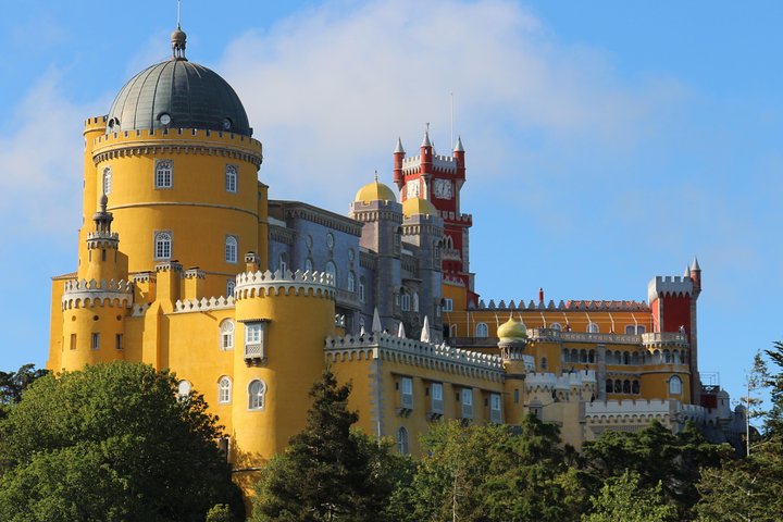 Sintra and Cascais Premium Tour - Image 1