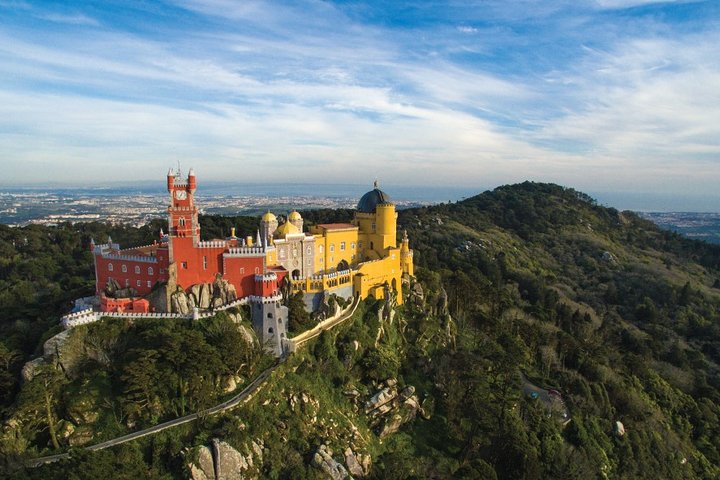 Sintra and Cascais Private Tour - Image 1