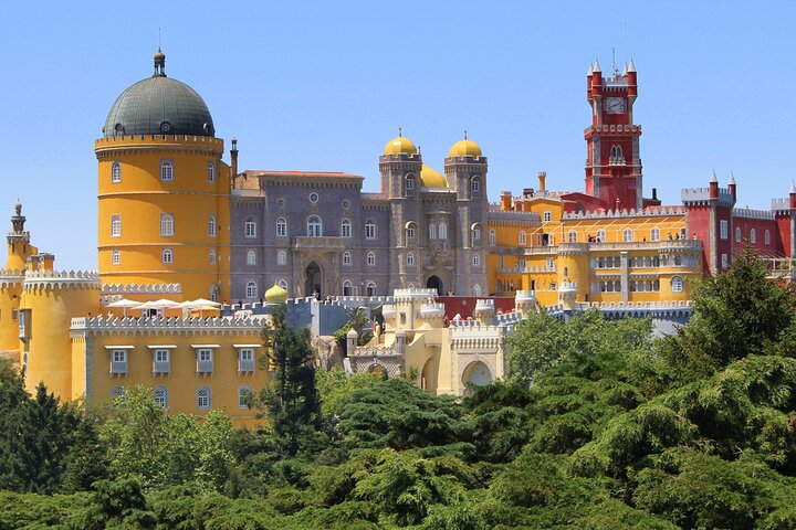 Sintra and Cascais Private Tour from Lisbon - Image 1