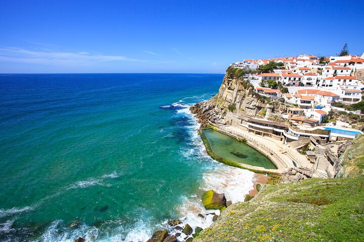 Sintra and Cascais Small Group Full-Day Tour from Lisbon - Image 2
