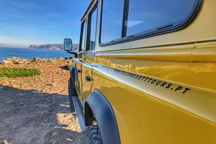 Sintra Cascais (Wine and Tapas) 4X4 Land Rover Panoramic Private Tour - Image 2