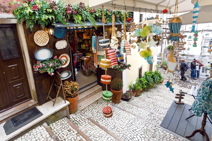 Sintra Half Day: Private Tour: Pick up: Hotel in Lisbon: in Mercedes - Image 2