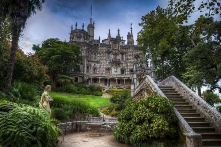 Sintra Private Tour with visit Pena Palace & Quinta da Regaleira - Image 2