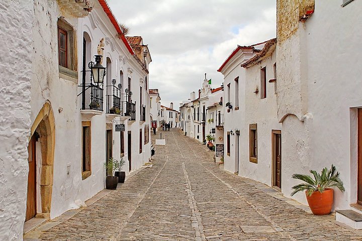 Small group Day Trip to Evora and Monsaraz from Lisbon with wine tasting - Image 5