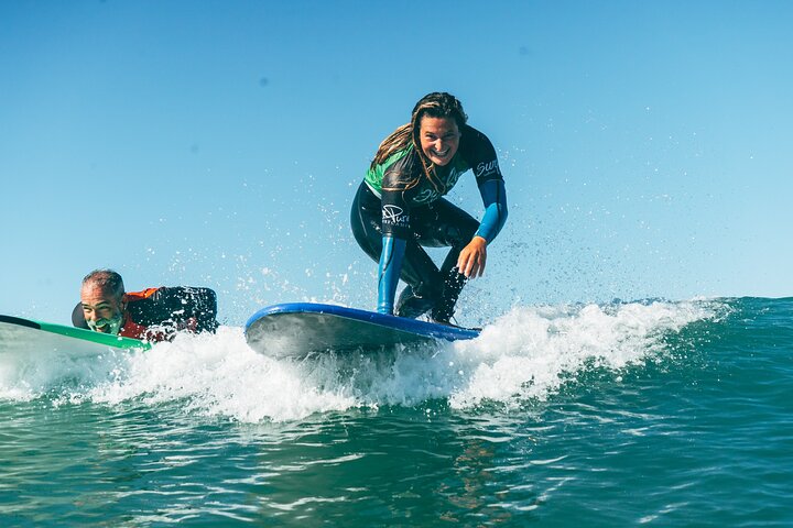 Surf with Friends and Family in Lisbon - Image 5