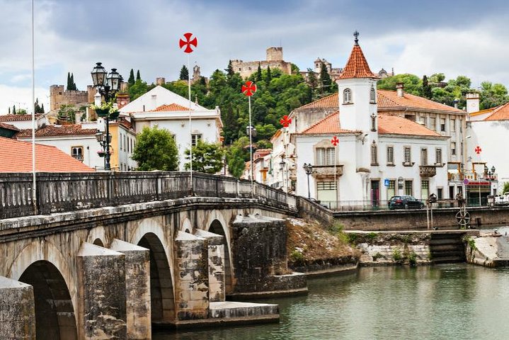Templar River: Tomar and Almourol Shared Tour - Image 2