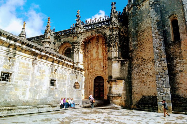 Tomar & Obidos The Roman Legacy Villages World Heritage Tour - Image 5