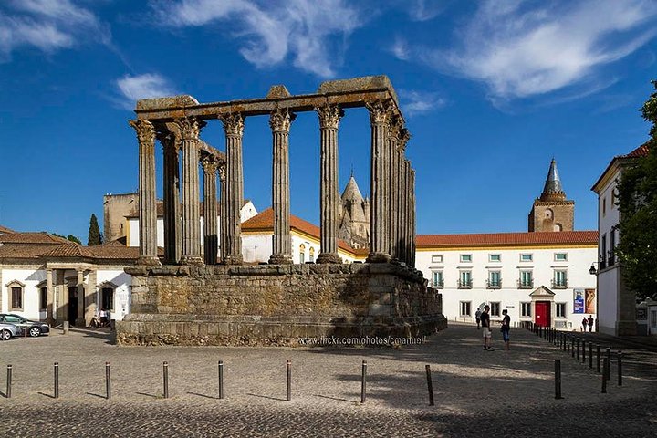 Tour Evora and Arraiolos - Image 2