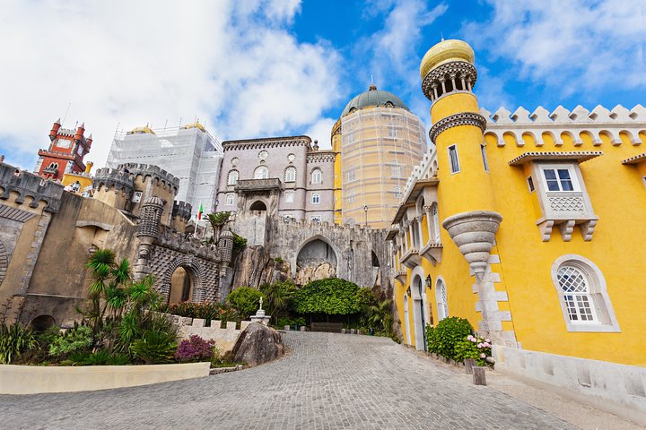 Tour of Sintra - Premium Tailor-Made Experience (4h) - Image 4