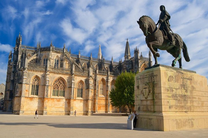 Tour to Fátima - Batalha Monastery - Nazaré and Óbidos - Image 1