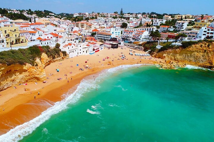 Transfer Algarve (all cities) with visit to Cristo Rei and Arrabida Natural Park - Image 1