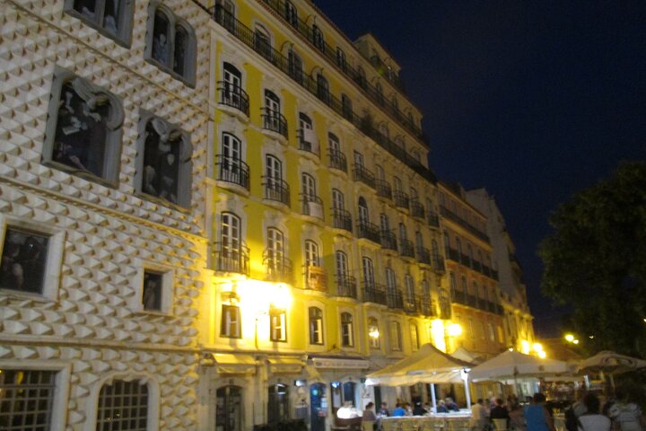 Transfer & Micro Tour of Porto - From Lisbon & Vice versa - Image 4