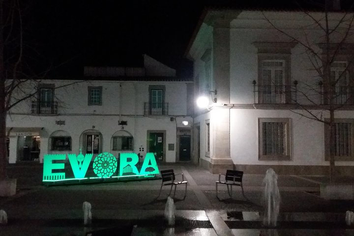 Walled City of Évora’s Highlights & Traditions Tour - Image 1
