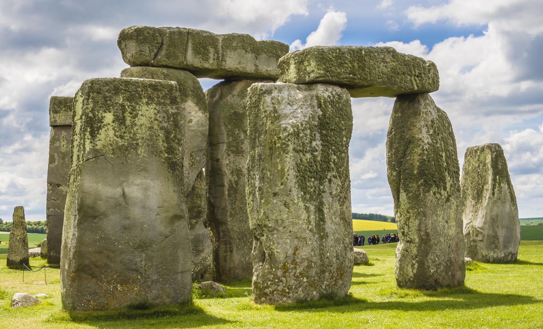 Stonehenge and All Afternoon in Bath - Image 1