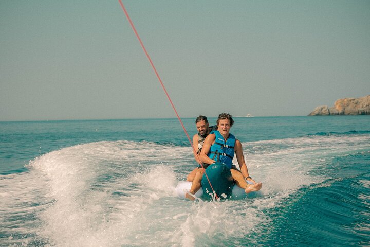 4 hour charter Bayliner M15 motorboat - Image 5