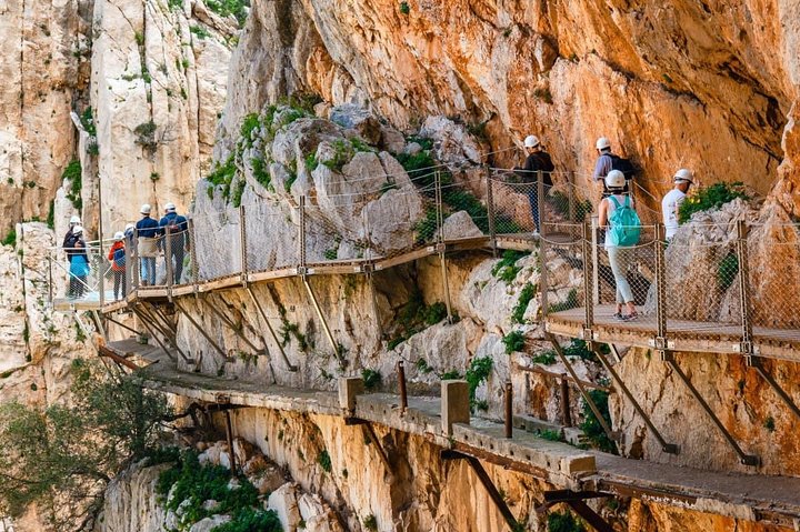 Caminito del Rey Private Tour from Malaga and Surrondings areas - Image 4