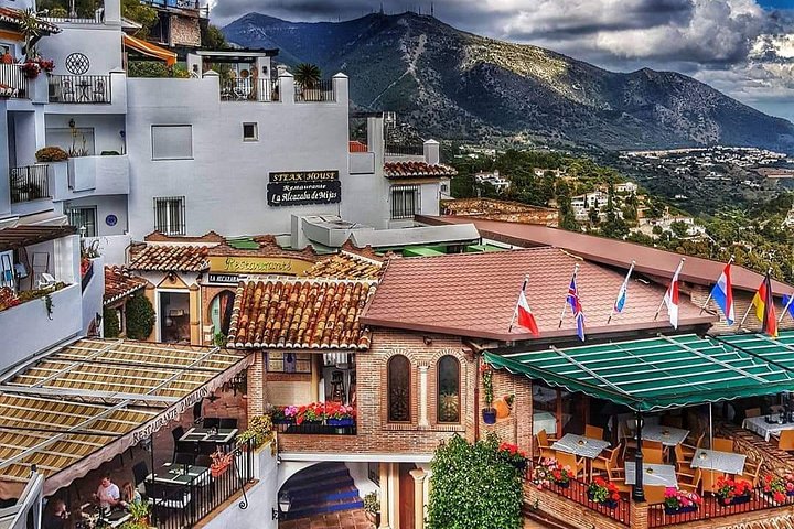 Malaga Shore Excursion: Malaga highlights & Mijas  - Image 2