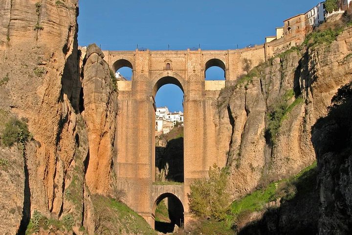 Malaga Shore Excursion: Ronda & Puerto Banus full day - Image 1