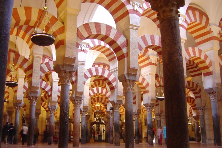 Private 10-hour tour to Cordoba from Malaga Hotel pick up and drop off - Image 4