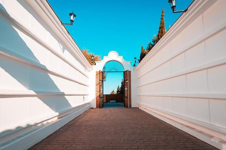 Private 8-hour Tour to Mijas Marbella and Puerto Banús from Malaga - Image 2