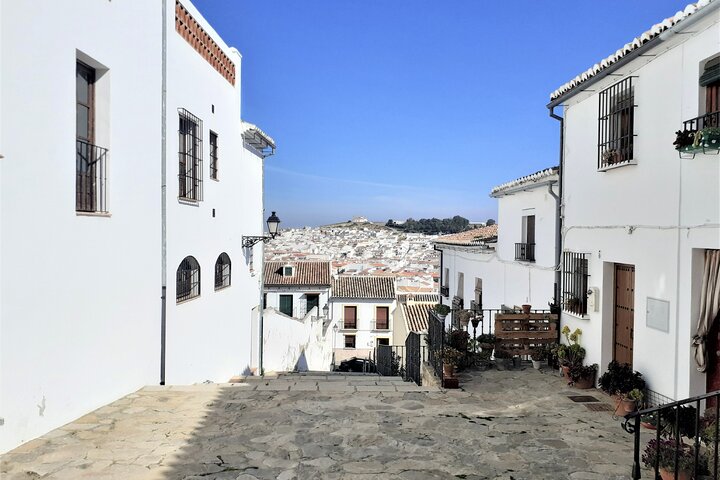 Private tour in Antequera and hiking in El Torcal from Costa del Sol - Image 4
