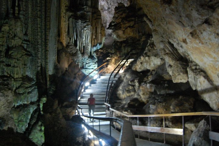 Private tours from Malaga to Nerja caves and Frigiliana for up to 8 persons - Image 4
