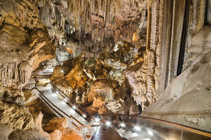 Private tours from Malaga to Nerja caves and Frigiliana for up to 8 persons - Image 3