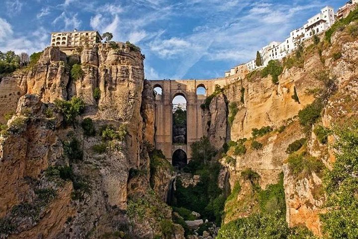 Private tours from Malaga to Ronda and the white village of Setenil up to 8 pax - Image 3