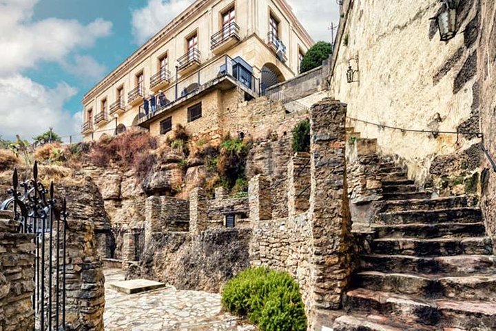 Private tours from Malaga to Ronda and the white village of Setenil up to 8 pax - Image 4