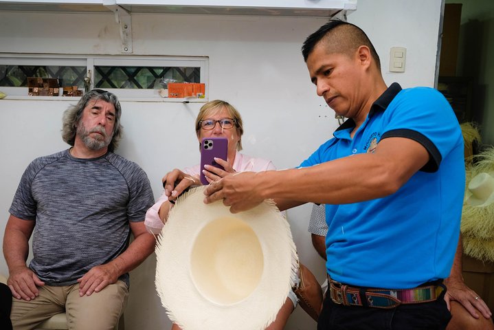 Manta's highlights & Montecristi Hats - Image 4