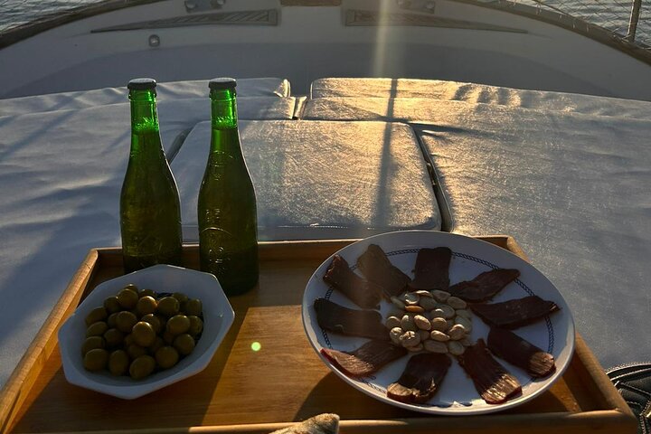 Private Tour + Gourmet Tasting (Ham + Drink). - Image 5