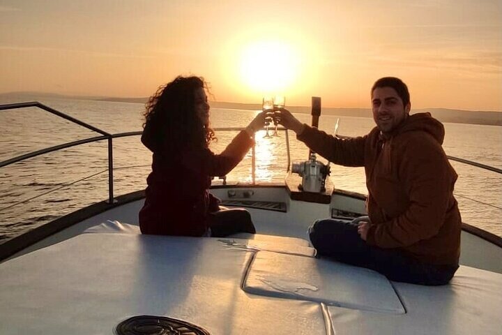  Romantic Sunset Estepona (Private + Bottle of cava + Fruit) - Image 3
