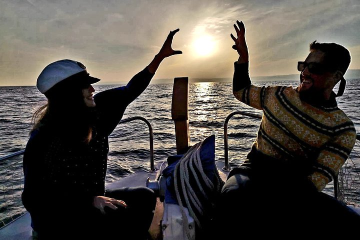 Romatic sea experience (Sunset + overnight + Breakfast) - Image 3